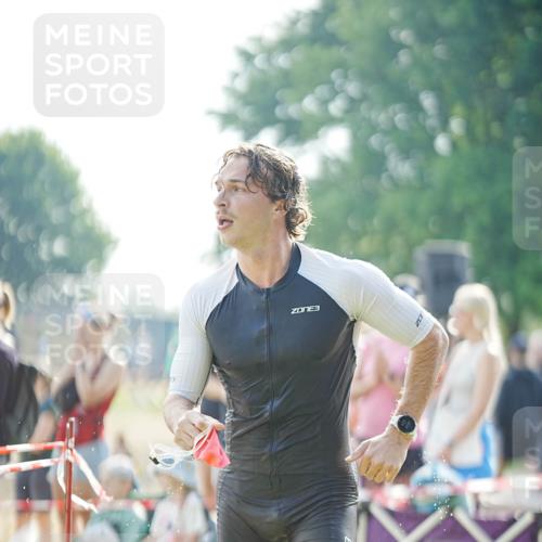 21.06.2026 - 29. Vierlanden-Triathlon LAZAROV Photography http://msf.ph/oto/9856647 21.06.2026 08:39:56 Schwimmen 72, 103 meine-sportfotos.de
