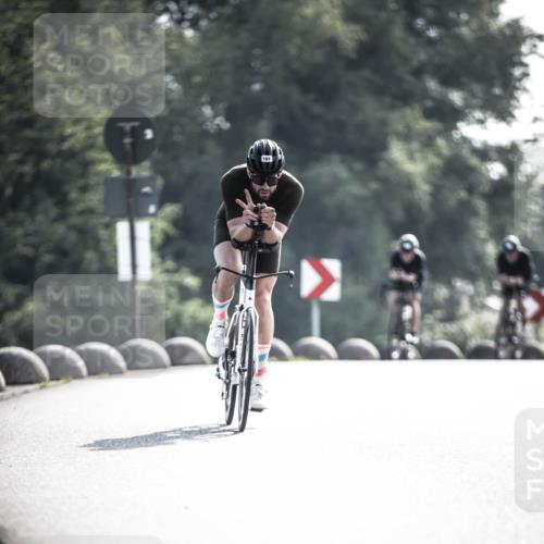 21.06.2026 - 29. Vierlanden-Triathlon H.Heesch http://msf.ph/oto/9856649 21.06.2026 09:01:38 Radfahren 5, 100, 161 meine-sportfotos.de