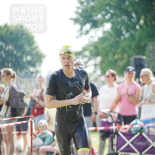 21.06.2026 - 29. Vierlanden-Triathlon LAZAROV Photography http://msf.ph/oto/9856661 21.06.2026 08:40:09 Schwimmen 7, 21 meine-sportfotos.de