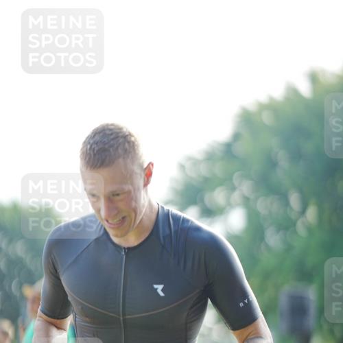 21.06.2026 - 29. Vierlanden-Triathlon LAZAROV Photography http://msf.ph/oto/9856716 21.06.2026 08:49:17 Schwimmen 86, 199 meine-sportfotos.de