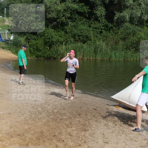 21.06.2026 - 29. Vierlanden-Triathlon Andreas Tolksdorf http://msf.ph/oto/9856727 21.06.2026 08:58:44 Schwimmen 275 meine-sportfotos.de