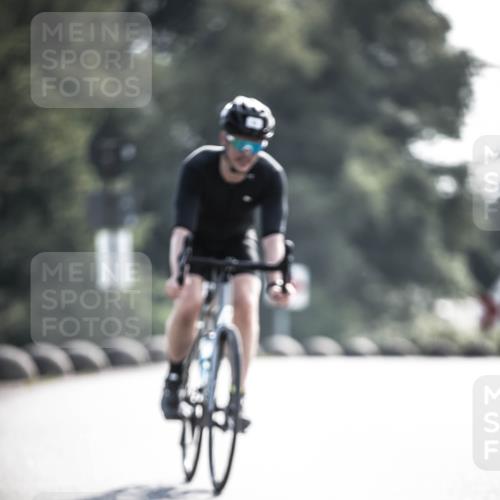 21.06.2026 - 29. Vierlanden-Triathlon H.Heesch http://msf.ph/oto/9856751 21.06.2026 09:01:53 Radfahren 71 meine-sportfotos.de