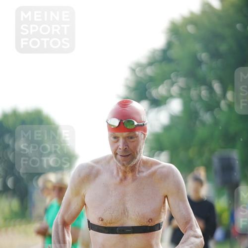 21.06.2026 - 29. Vierlanden-Triathlon LAZAROV Photography http://msf.ph/oto/9856795 21.06.2026 08:50:32 Schwimmen 25, 115, 156 meine-sportfotos.de