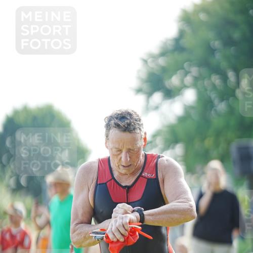 21.06.2026 - 29. Vierlanden-Triathlon LAZAROV Photography http://msf.ph/oto/9856828 21.06.2026 08:50:58 Schwimmen 100, 163, 179, 1353 meine-sportfotos.de