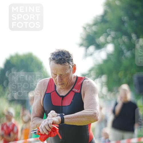 21.06.2026 - 29. Vierlanden-Triathlon LAZAROV Photography http://msf.ph/oto/9856830 21.06.2026 08:50:58 Schwimmen 100, 163, 179, 1353 meine-sportfotos.de
