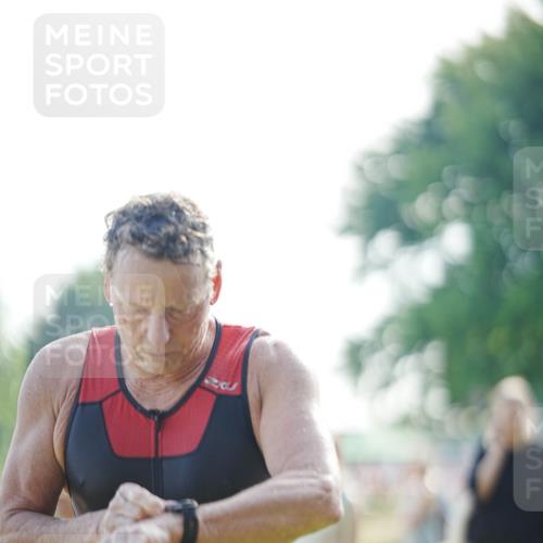 21.06.2026 - 29. Vierlanden-Triathlon LAZAROV Photography http://msf.ph/oto/9856833 21.06.2026 08:50:58 Schwimmen 100, 163, 179, 1353 meine-sportfotos.de