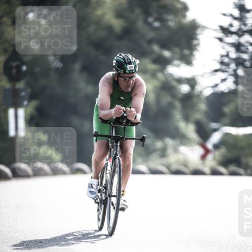 21.06.2026 - 29. Vierlanden-Triathlon H.Heesch http://msf.ph/oto/9856864 21.06.2026 09:02:24 Radfahren 205 meine-sportfotos.de