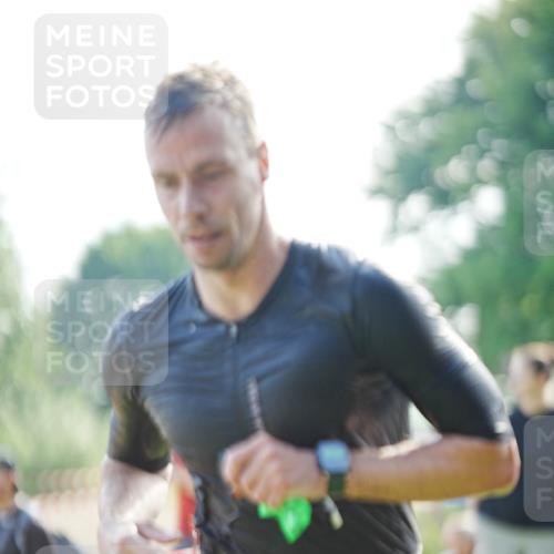 21.06.2026 - 29. Vierlanden-Triathlon LAZAROV Photography http://msf.ph/oto/9856889 21.06.2026 08:52:06 Schwimmen 151 meine-sportfotos.de