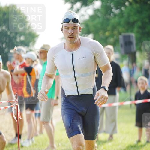 21.06.2026 - 29. Vierlanden-Triathlon LAZAROV Photography http://msf.ph/oto/9856895 21.06.2026 08:52:19 Schwimmen 5, 58, 171 meine-sportfotos.de