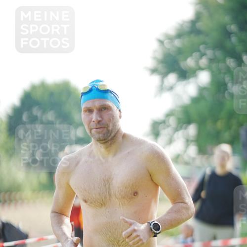 21.06.2026 - 29. Vierlanden-Triathlon LAZAROV Photography http://msf.ph/oto/9856902 21.06.2026 08:52:20 Schwimmen 5, 58, 171 meine-sportfotos.de