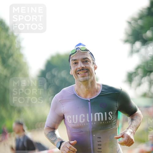 21.06.2026 - 29. Vierlanden-Triathlon LAZAROV Photography http://msf.ph/oto/9856920 21.06.2026 08:52:43 Schwimmen 167 meine-sportfotos.de