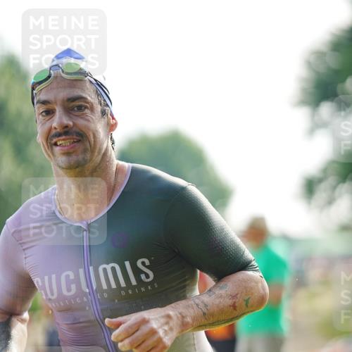 21.06.2026 - 29. Vierlanden-Triathlon LAZAROV Photography http://msf.ph/oto/9856924 21.06.2026 08:52:43 Schwimmen 167 meine-sportfotos.de