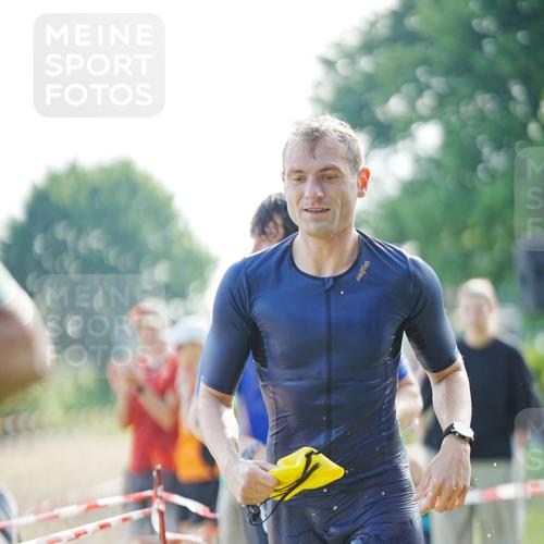 21.06.2026 - 29. Vierlanden-Triathlon LAZAROV Photography http://msf.ph/oto/9856934 21.06.2026 08:52:51 Schwimmen 22, 98, 167, 195 meine-sportfotos.de