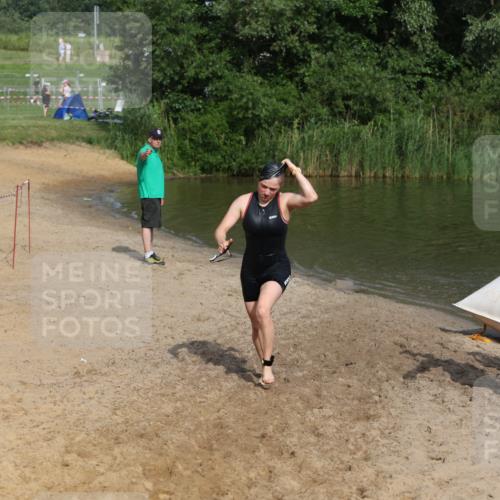 21.06.2026 - 29. Vierlanden-Triathlon Andreas Tolksdorf http://msf.ph/oto/9856935 21.06.2026 08:58:56 Schwimmen 229 meine-sportfotos.de