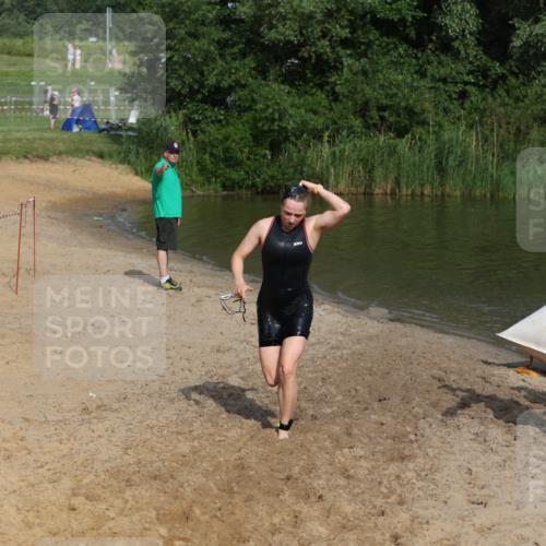 21.06.2026 - 29. Vierlanden-Triathlon Andreas Tolksdorf http://msf.ph/oto/9856946 21.06.2026 08:58:56 Schwimmen 229 meine-sportfotos.de