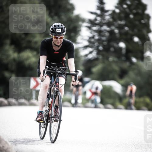 21.06.2026 - 29. Vierlanden-Triathlon H.Heesch http://msf.ph/oto/9857000 21.06.2026 10:29:05 Radfahren 16, 244, 247, 494, 565, 601, 603 meine-sportfotos.de