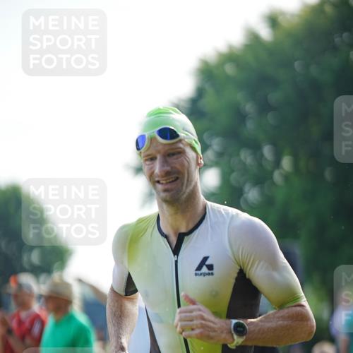 21.06.2026 - 29. Vierlanden-Triathlon LAZAROV Photography http://msf.ph/oto/9857003 21.06.2026 08:54:00 Schwimmen 122, 124, 126 meine-sportfotos.de