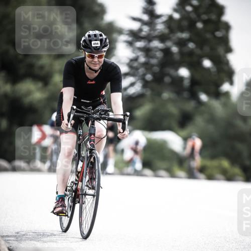 21.06.2026 - 29. Vierlanden-Triathlon H.Heesch http://msf.ph/oto/9857004 21.06.2026 10:29:05 Radfahren 16, 244, 247, 494, 565, 601, 603 meine-sportfotos.de