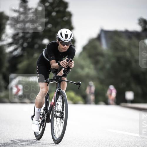 21.06.2026 - 29. Vierlanden-Triathlon H.Heesch http://msf.ph/oto/9857039 21.06.2026 10:29:08 Radfahren 16, 244, 247, 494, 603 meine-sportfotos.de