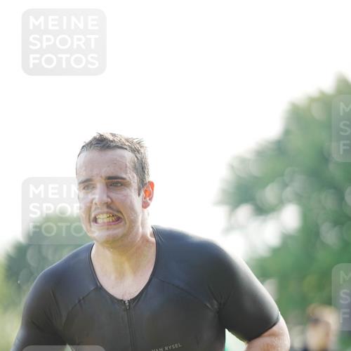 21.06.2026 - 29. Vierlanden-Triathlon LAZAROV Photography http://msf.ph/oto/9857061 21.06.2026 08:55:07 Schwimmen 19 meine-sportfotos.de