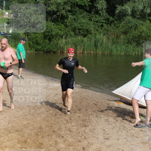 21.06.2026 - 29. Vierlanden-Triathlon Andreas Tolksdorf http://msf.ph/oto/9857065 21.06.2026 08:59:10 Schwimmen 168, 242 meine-sportfotos.de