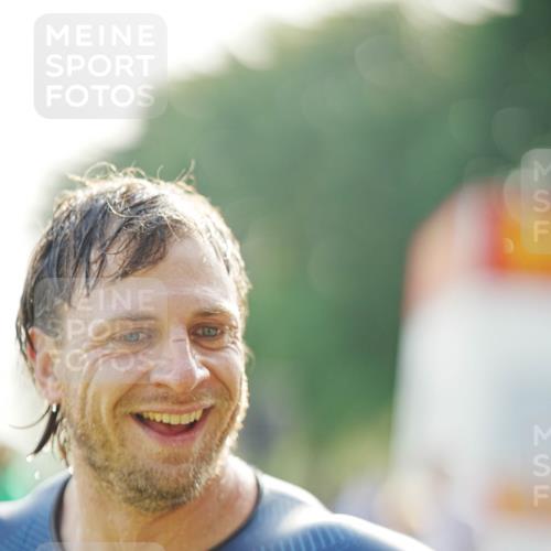 21.06.2026 - 29. Vierlanden-Triathlon LAZAROV Photography http://msf.ph/oto/9857069 21.06.2026 08:55:41 Schwimmen 113 meine-sportfotos.de