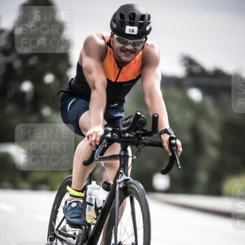 21.06.2026 - 29. Vierlanden-Triathlon H.Heesch http://msf.ph/oto/9857115 21.06.2026 10:29:12 Radfahren 16, 244, 247, 482, 566, 603 meine-sportfotos.de