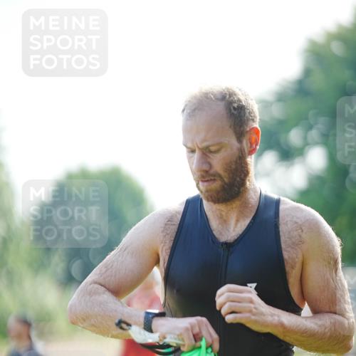 21.06.2026 - 29. Vierlanden-Triathlon LAZAROV Photography http://msf.ph/oto/9857127 21.06.2026 08:59:59 Schwimmen 114 meine-sportfotos.de