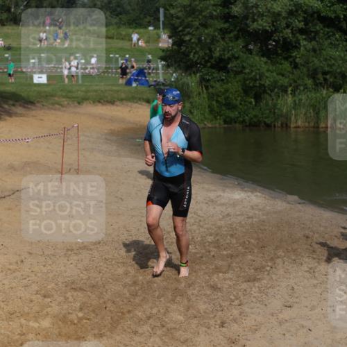 21.06.2026 - 29. Vierlanden-Triathlon Andreas Tolksdorf http://msf.ph/oto/9857177 21.06.2026 09:00:38 Schwimmen 172, 183, 240 meine-sportfotos.de