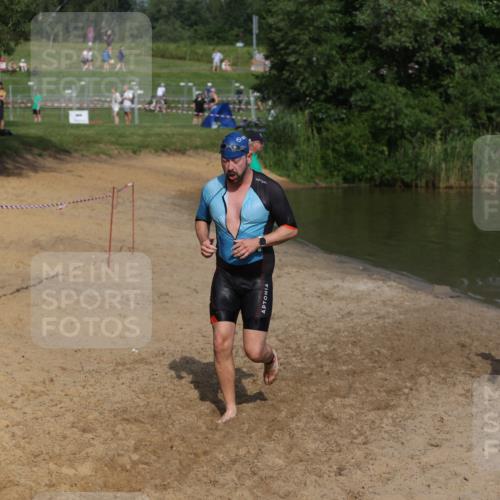 21.06.2026 - 29. Vierlanden-Triathlon Andreas Tolksdorf http://msf.ph/oto/9857206 21.06.2026 09:00:39 Schwimmen 172, 183, 240 meine-sportfotos.de