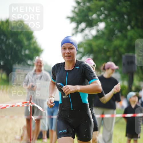 21.06.2026 - 29. Vierlanden-Triathlon LAZAROV Photography http://msf.ph/oto/9857207 21.06.2026 09:18:12 Schwimmen 232, 245, 259, 281 meine-sportfotos.de