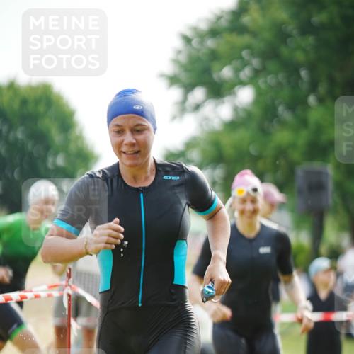 21.06.2026 - 29. Vierlanden-Triathlon LAZAROV Photography http://msf.ph/oto/9857210 21.06.2026 09:18:13 Schwimmen 232, 245, 259, 281 meine-sportfotos.de