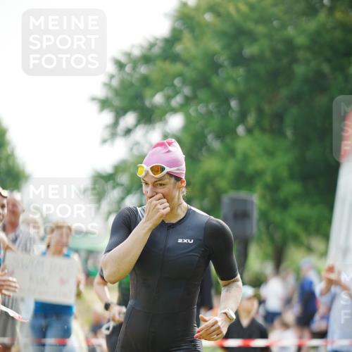 21.06.2026 - 29. Vierlanden-Triathlon LAZAROV Photography http://msf.ph/oto/9857214 21.06.2026 09:18:14 Schwimmen 232, 245, 259, 281 meine-sportfotos.de