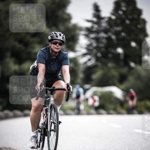 21.06.2026 - 29. Vierlanden-Triathlon H.Heesch http://msf.ph/oto/9857231 21.06.2026 10:29:23 Radfahren 35, 176, 326, 519, 533, 581 meine-sportfotos.de
