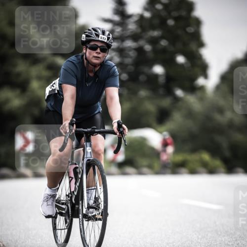 21.06.2026 - 29. Vierlanden-Triathlon H.Heesch http://msf.ph/oto/9857248 21.06.2026 10:29:24 Radfahren 15, 35, 176, 326, 519, 533, 581 meine-sportfotos.de