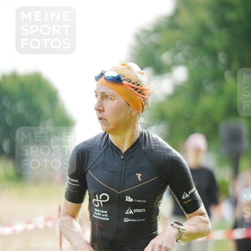 21.06.2026 - 29. Vierlanden-Triathlon LAZAROV Photography http://msf.ph/oto/9857254 21.06.2026 09:19:04 Schwimmen 225, 246 meine-sportfotos.de
