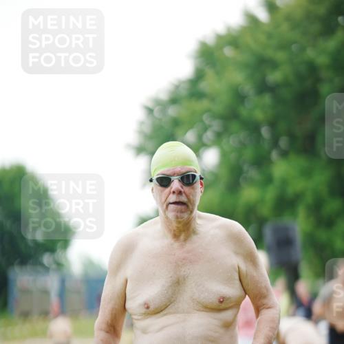 21.06.2026 - 29. Vierlanden-Triathlon LAZAROV Photography http://msf.ph/oto/9857299 21.06.2026 09:28:50 Schwimmen 289 meine-sportfotos.de