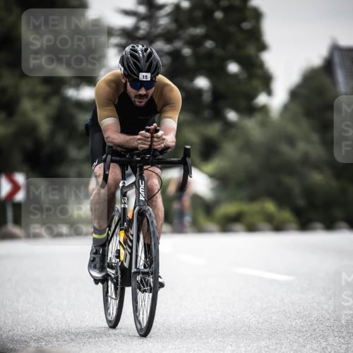21.06.2026 - 29. Vierlanden-Triathlon H.Heesch http://msf.ph/oto/9857362 21.06.2026 10:29:32 Radfahren 15, 516, 519, 524, 581, 605 meine-sportfotos.de