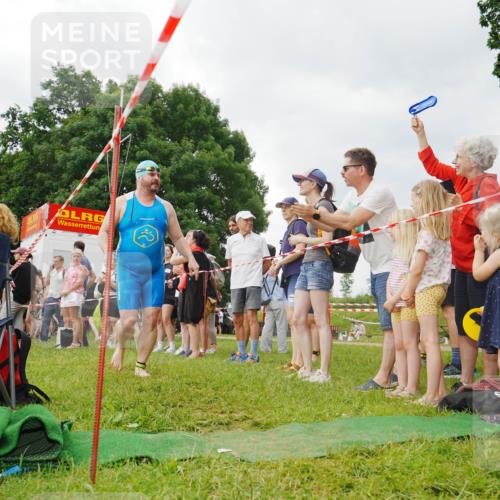 21.06.2026 - 29. Vierlanden-Triathlon LAZAROV Photography http://msf.ph/oto/9857367 21.06.2026 09:57:18 Schwimmen 326, 344, 363 meine-sportfotos.de