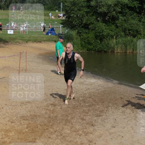 21.06.2026 - 29. Vierlanden-Triathlon Andreas Tolksdorf http://msf.ph/oto/9857378 21.06.2026 09:00:50 Schwimmen 74, 116, 140 meine-sportfotos.de