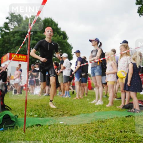 21.06.2026 - 29. Vierlanden-Triathlon LAZAROV Photography http://msf.ph/oto/9857387 21.06.2026 09:58:57 Schwimmen 309, 359, 371 meine-sportfotos.de