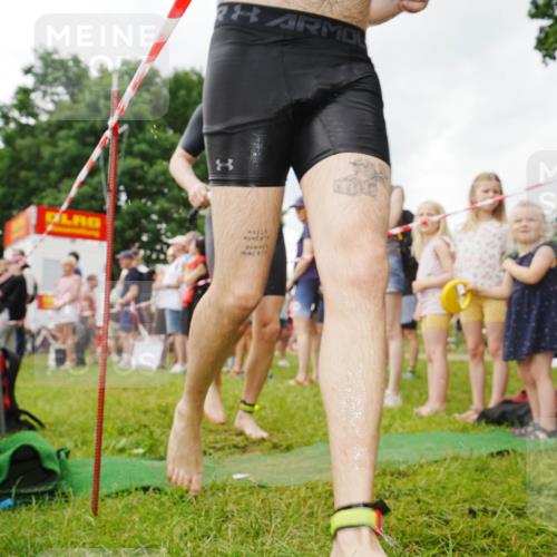 21.06.2026 - 29. Vierlanden-Triathlon LAZAROV Photography http://msf.ph/oto/9857396 21.06.2026 09:59:16 Schwimmen 303, 325, 356 meine-sportfotos.de