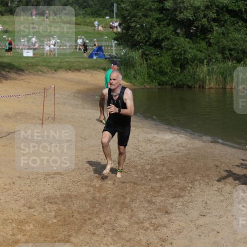 21.06.2026 - 29. Vierlanden-Triathlon Andreas Tolksdorf http://msf.ph/oto/9857407 21.06.2026 09:00:50 Schwimmen 74, 116, 140 meine-sportfotos.de