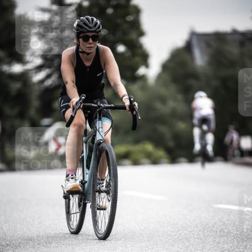 21.06.2026 - 29. Vierlanden-Triathlon H.Heesch http://msf.ph/oto/9857414 21.06.2026 10:29:34 Radfahren 15, 516, 524, 581, 605 meine-sportfotos.de