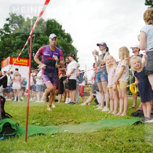 21.06.2026 - 29. Vierlanden-Triathlon LAZAROV Photography http://msf.ph/oto/9857464 21.06.2026 10:05:47 Schwimmen 395, 414, 429, 448 meine-sportfotos.de
