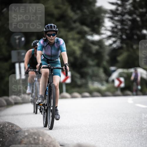 21.06.2026 - 29. Vierlanden-Triathlon H.Heesch http://msf.ph/oto/9857467 21.06.2026 10:29:37 Radfahren 14, 516, 524, 605 meine-sportfotos.de