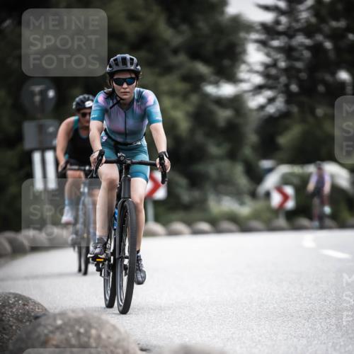 21.06.2026 - 29. Vierlanden-Triathlon H.Heesch http://msf.ph/oto/9857471 21.06.2026 10:29:37 Radfahren 14, 516, 524, 605 meine-sportfotos.de