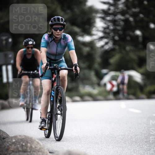 21.06.2026 - 29. Vierlanden-Triathlon H.Heesch http://msf.ph/oto/9857482 21.06.2026 10:29:38 Radfahren 14, 516, 524, 557, 605 meine-sportfotos.de