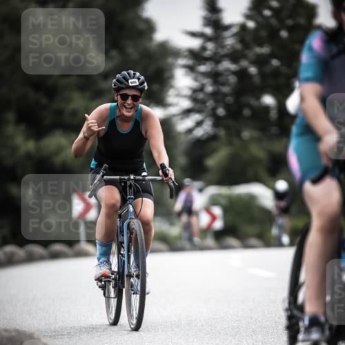 21.06.2026 - 29. Vierlanden-Triathlon H.Heesch http://msf.ph/oto/9857494 21.06.2026 10:29:38 Radfahren 14, 516, 524, 557, 605 meine-sportfotos.de