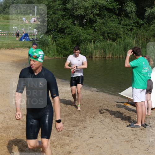 21.06.2026 - 29. Vierlanden-Triathlon Andreas Tolksdorf http://msf.ph/oto/9857512 21.06.2026 09:00:58 Schwimmen 74, 116, 140 meine-sportfotos.de